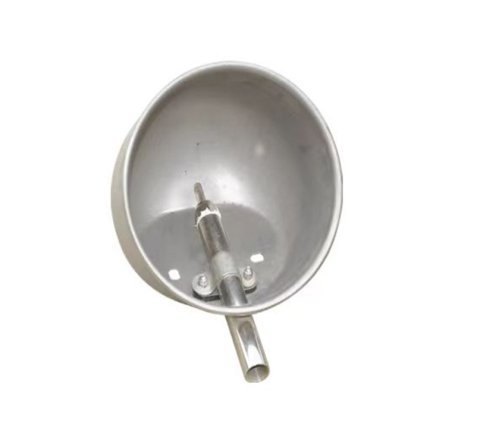 The bowl from which the pig drinks(deepen)