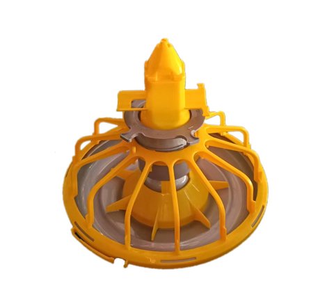 Fourteen grids feeding tray ( can regulate outside)